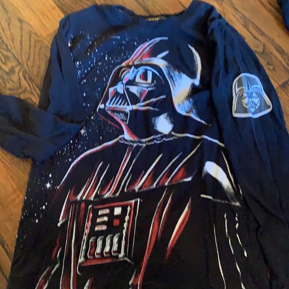 Star Wars bundle! 2 long sleeve shirts and a hoodie - Picture 2 of 4